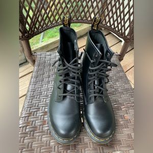 Woman’s Classic Dr. Martens leather boots